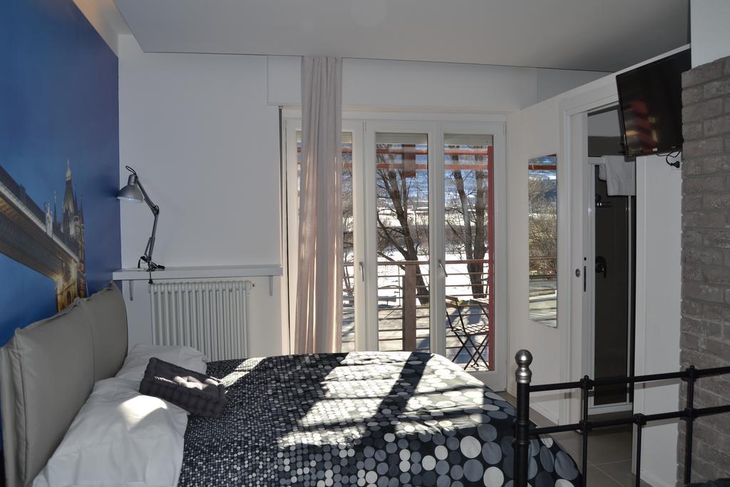 Affittacamere Smile Accomodation Aosta Phòng bức ảnh