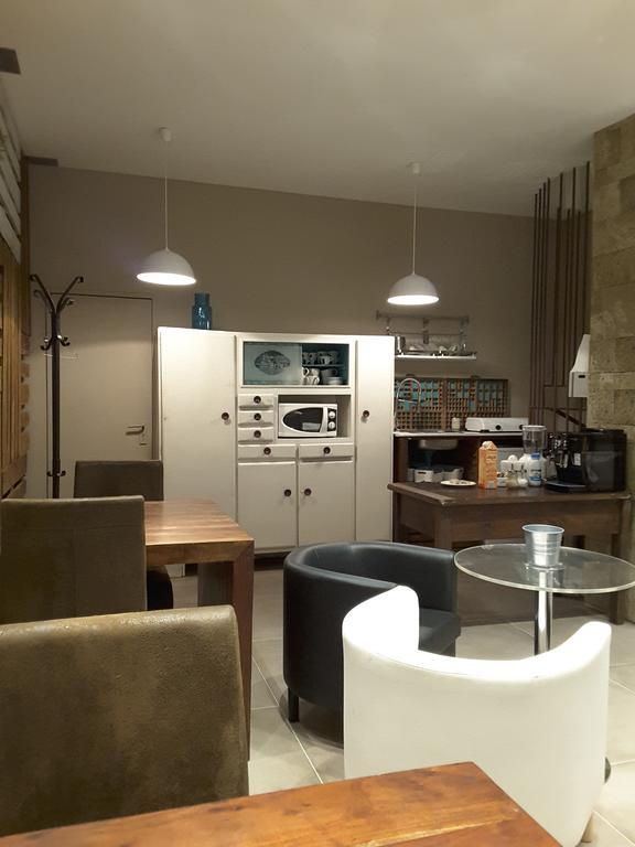 Affittacamere Smile Accomodation Aosta Ngoại thất bức ảnh