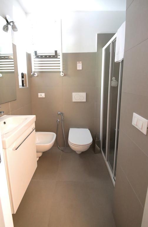 Affittacamere Smile Accomodation Aosta Ngoại thất bức ảnh